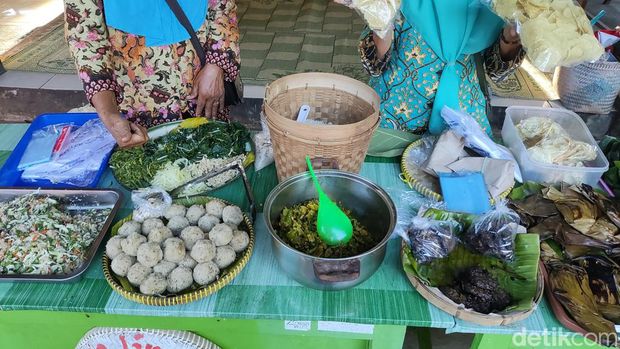Suasana Pasar Argo Wijil di Padukuhan Gari, Kalurahan Gari, Kapanewon Wonosari, Kabupaten Gunungkidul