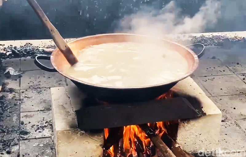 Tradisi Bubur Suro Sunan Bonang