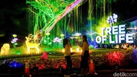 Tata cahaya ini terbagi menjadi Tree of Life yang berlatar belakang pohon, whale of joy, dan penerangan jalan sepanjang kawasan.  