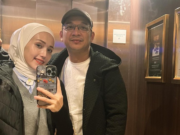 Adelia dan Pasha Ungu