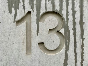 Ternyata Begini Awal Mula 13 Dianggap Angka Sial!