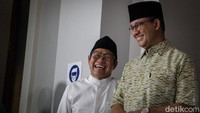 Mereka juga diskusi tentang Indonesia di masa depan.