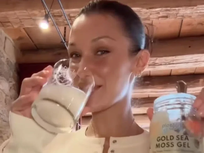 Rutinitas pagi Bella Hadid, termasuk minum vitamin 14 tablet.