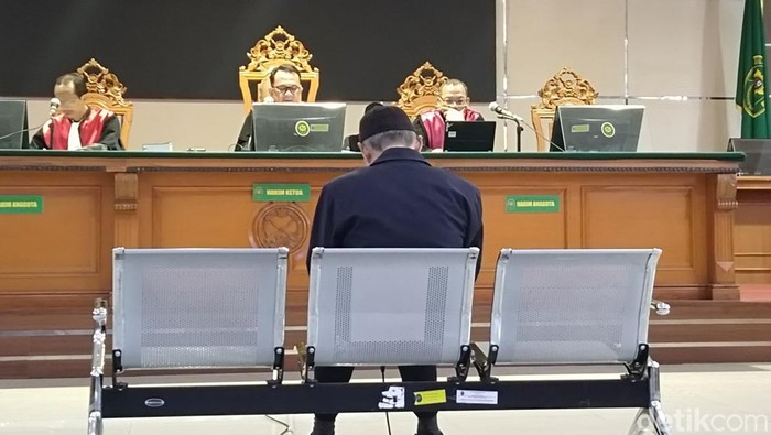 Budi Santika divonis 1,5 tahun penjara di kasus proyek Dishub Bandung.