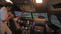 Jika dalam pelatihan simulator tersebut seorang pilot gagal sebanyak dua kali maka akan diberhentikan.