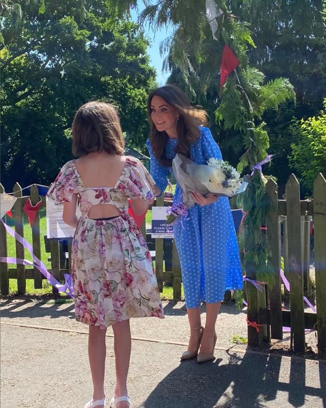 Banyak yang menyukai Heidi, namun tidak sedikit juga haters-nya. Dia bahkan pernah mendapat ancaman pembunuhan lewat online. Foto: Instagram/@katemiddletonlookalike