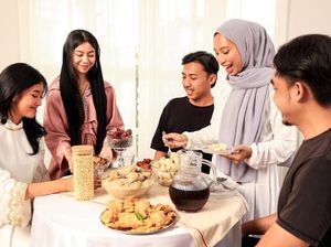 12 Contoh Undangan Buka Puasa Bersama via WhatsApp yang Formal hingga Santai