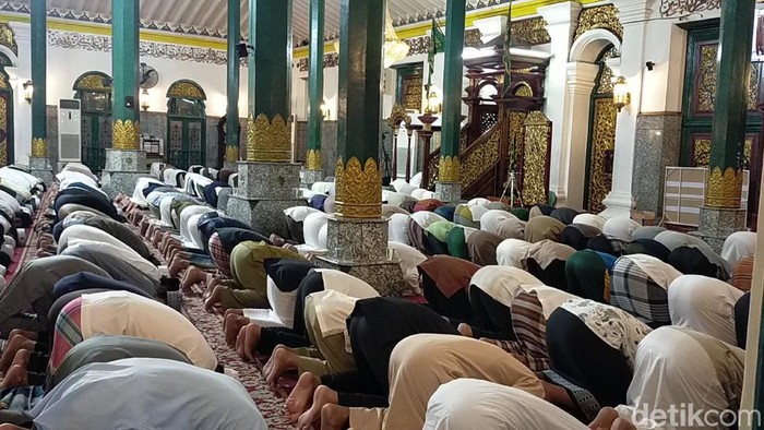 Ilustrasi salat
