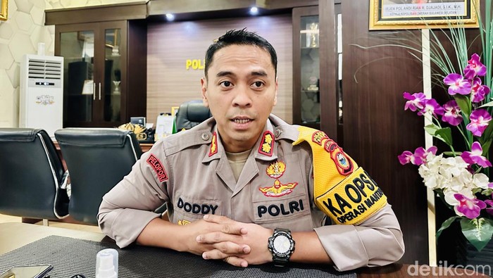 Kapolres Bone AKBP Arief Doddy Suryawan.