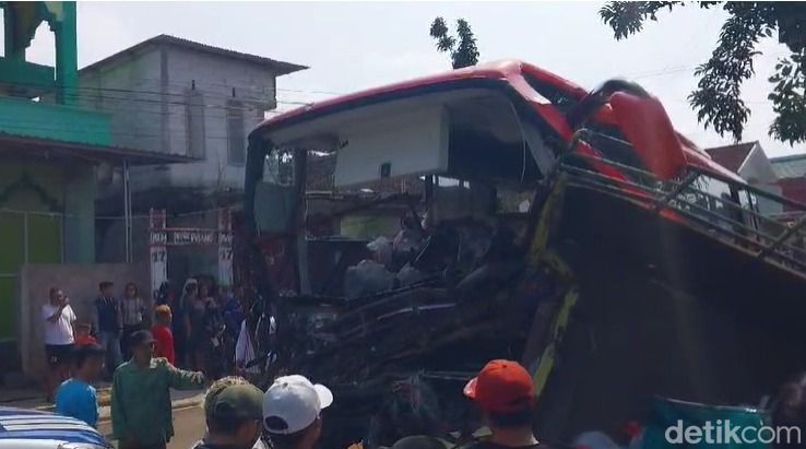 Kecelakaan Singosari Malang
