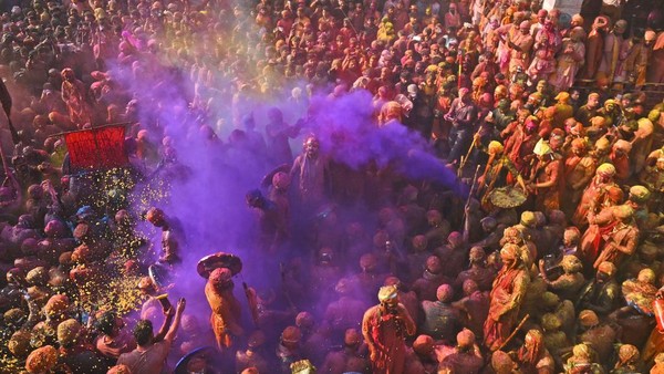 Kemeriahan Festival Warna di India yang Penuh Makna