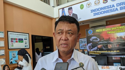 Kepala BNNP NTB Brigjen Gagas Nugraha saat ditemui di kantornya, Rabu (20/3/2024). (Ahmad Viqi/detikBali)