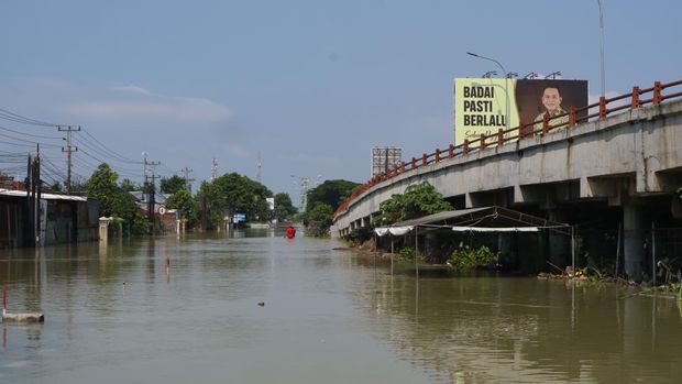 Kondisi genangan banjir di ruas jalan Karanganyar Demak, Rabu (20/3/2024). (Dok. Detikjateng/Dian Utoro Aji)
