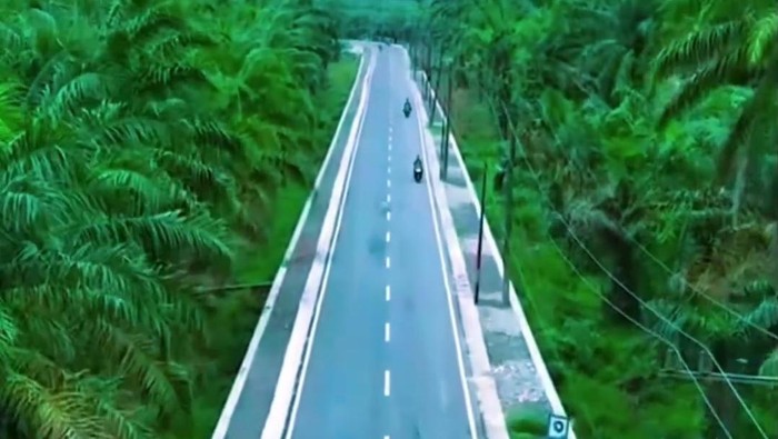 Kondisi Jalan Lintas Gunting Saga-Tanjung Ledong di Kabupaten Labuhanbatu Utara yang sudah diperbaiki (Tangkapan Layar Instagram @hendriyanto_sitorus)