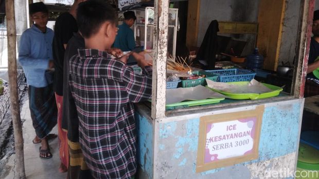 Koperasi pondok pesantren Assalafie Babakan Ciwaringin