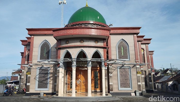 Masjid Jawahirul Akbar Wonosobo