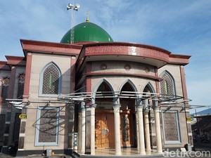 Wonosobo Memang Kota Dingin, tapi Air di Masjid Ini Hangat Alami