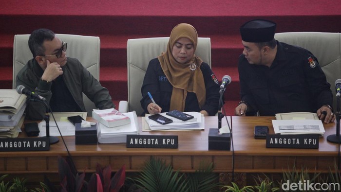 Momen Rekapitulasi Nasional Terakhir KPU Jelang Pengumuman Momen Rekapitulasi Nasional Terakhir KPU Jelang Pengumuman