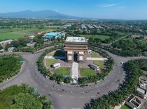 Monumen Simpang Lima Gumul, Ikon Kediri Mirip Arc de Triomphe