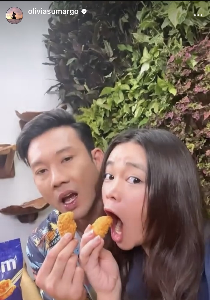 Olivia Allan, Istri Denny Sumargo Saat Kulineran di Jogja hingga New York
