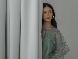 6 Brand Lokal yang Rilis Outerwear Cantik, Cocok Melengkapi OOTD Bukber