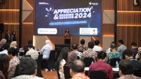 Implementasi meterai elektronik telah berjalan hampir 2,5 tahun dimana PDS merupakan distributor meterai elektronik pertama yang telah memberikan layanan integrasi dan distribusi meterai elektronik bagi perusahaan-perusahaan yang ditunjuk DJP sebagai Pemungut. Hingga saat ini terdapat 75 perusahaan yang ditunjuk sebagai pemungut yang telah menggunakan meterai elektronik dari PDS. 