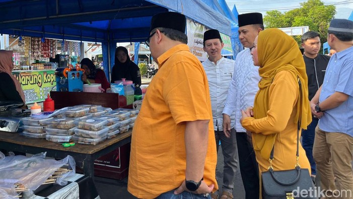 Pemda Kota Bengkulu menghadirkan Berendo Ramadan di halaman Masjid At Taqwa Bengkulu.
