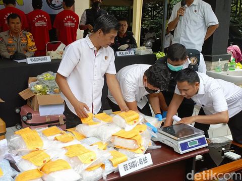Pemusnahan sabu 49 kg di Polda Jateng, Rabu (20/3/2024).