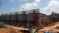 Smelter Grade Alumina Refinery (SGAR) yang berada di Mempawah merupakan projek strategis yang dijalankan oleh Inalum dan PT Antam Tbk melalui PT Borneo Alumina Indonesia (BAI). Inalum dan Antam merupakan bagian dari BUMN holding industri pertambangan MIND ID.  
