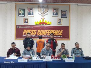 Tinggal Ilegal di Lampung, WN Bangladesh Ditangkap Sedang Beternak
