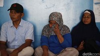 Komnas HAM menerima aduan dari sejumlah kelompok warga. Namun, Komnas HAM menangani aduan yang sedang ditangani oleh LBH Jakarta.  