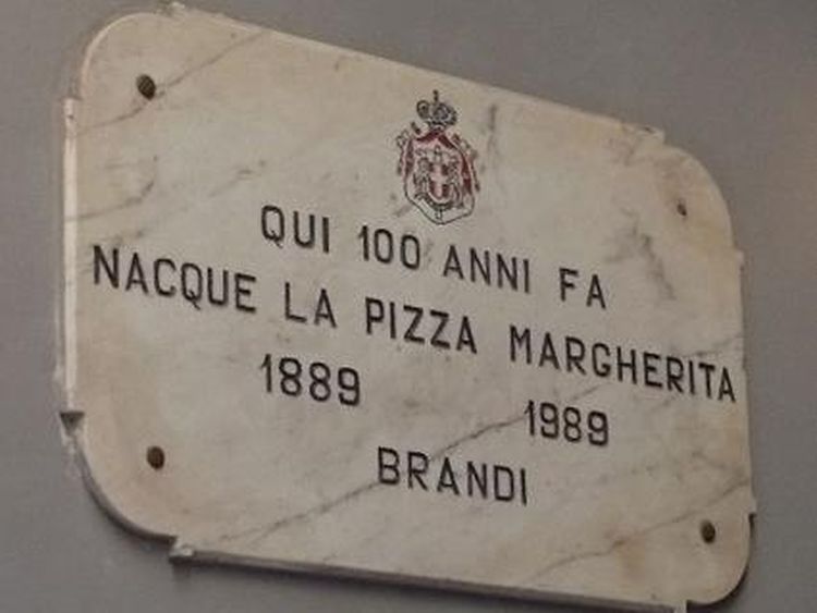 10 Restoran Pizza Tertua di Dunia, Masih Beroperasi Hingga Sekarang!