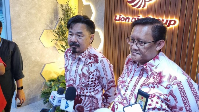 Rusdi Kirana dan Daniel Putut Kuncoro