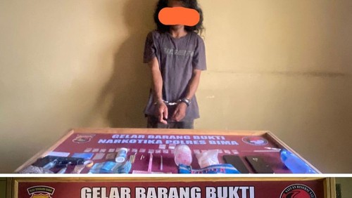 SD (30), warga Desa Kananta, Kecamatan Soromandi, Kabupaten Bima, NTB, ditangkap polisi gegara mengedarkan sabu. (Dok. Polres Bima)