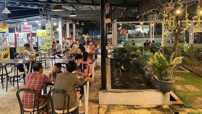 Tempat makan Oops Pujasera Bandar Lampung