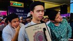 Potret Bahagia Disabilitas Netra Bandung Terima Al-Quran Braille Digital