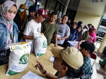 Bantuan Pangan Sasar Warga Depok Hari Ini