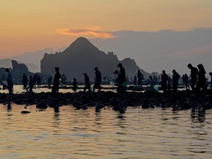 5 Hotel di Lombok dengan Pemandangan Gunung Rinjani hingga Pantai Mandalika