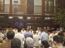 Menang Pilpres, Prabowo Doa Bersama Timses di Kertanegara