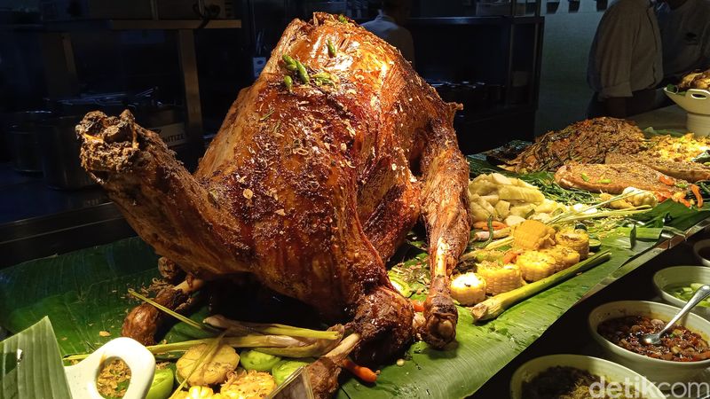 Di Sini Bisa Racik Takjil Sendiri dan Nikmati Menu BBQ Saat Buka Puasa
