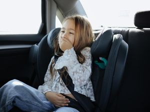 10 Tips Agar Tidak Mabuk Perjalanan, Salah Satunya Duduk Dekat Jendela