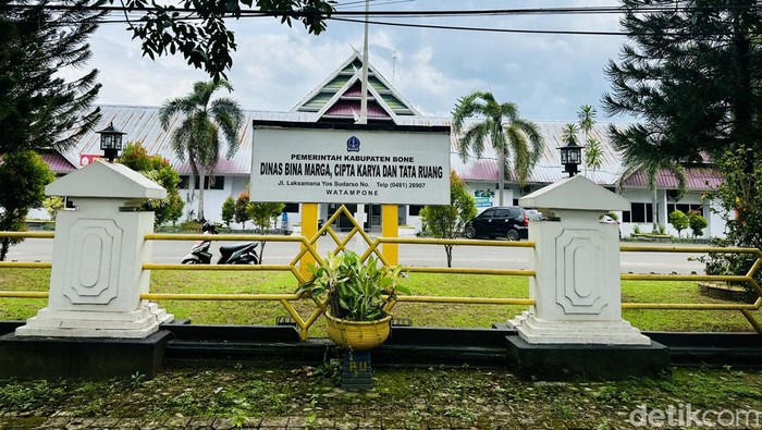 Kantor Dinas BMCKTR Bone, Sulsel.