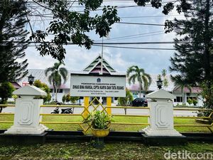 Anggaran Dinas BMCKTR Bone Dipangkas Rp 7 M, Pekerjaan Jalan Lamuru Ditunda