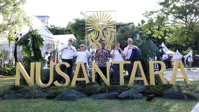 Kepala OIKN, Bambang Susanto bersama perwakilan Finlandia dan duta besar Spanyol dialam acara Liveable and Lovable Nusantara di Jakarta