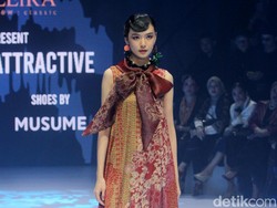10 Koleksi Baju Batik Modern, Inspirasi untuk Tampilan Karyawan Kantoran