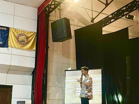 Koordinator Badan Eksekutif Mahasiswa se-Indonesia (BEM SI) Kerakyatan Wilayah se-Jabodetabek dan Banten (BSJB), Valdo,