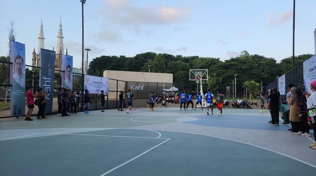 Lapangan Basket Kahf Masjid Istiqlal