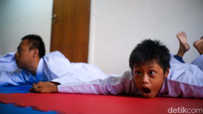 21 Maret diperingati sebagai Hari Down Syndrome Sedunia. Momen ini menjadi salah satu upaya memperjuangkan kesejahteraan para penyintas down syndrome.