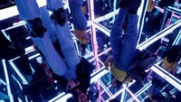 Museum yang akan dibuka 22 Maret ini memiliki 13 ruang berbeda, masing-masing didedikasikan untuk proposal seni visual unik di mana cahaya adalah media utamanya.  
