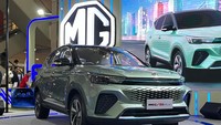 MG VS HEV dijual Rp 389 juta on the road Jakarta. Menjadikannya mobil hybrid termurah di Indonesia. Foto: Luthfi Anshori/detikOto